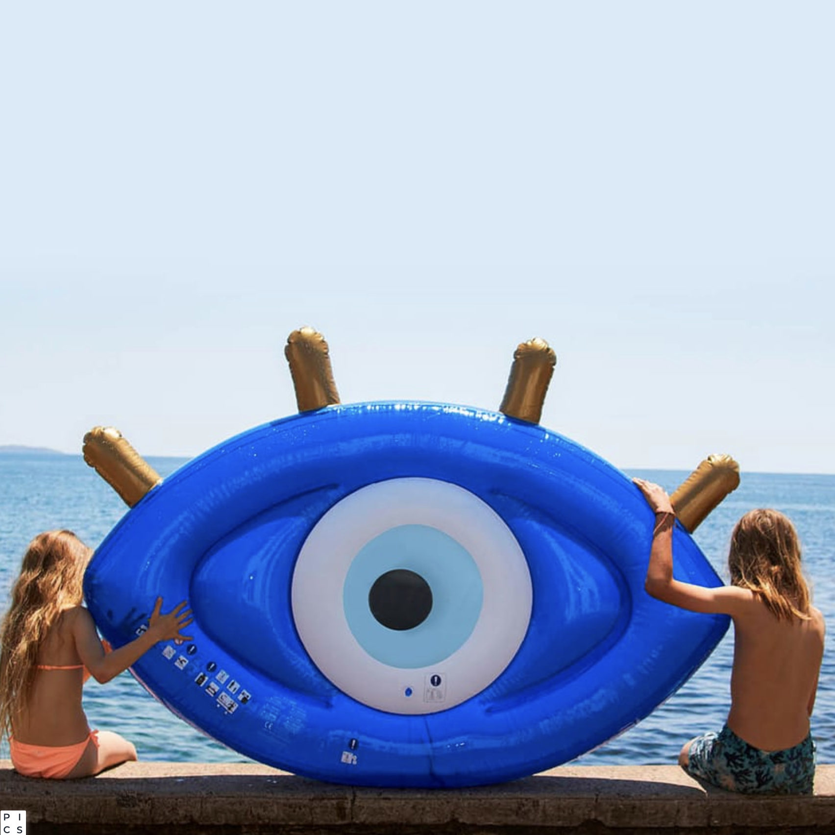 Blue Eye Inflatable Pool With Gold Lashes